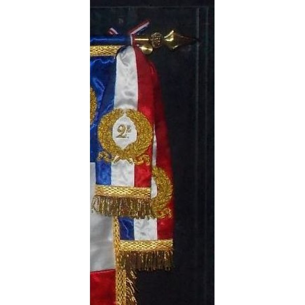 Cravate Tricolore pour drapeau Régiment 4 Couronnes