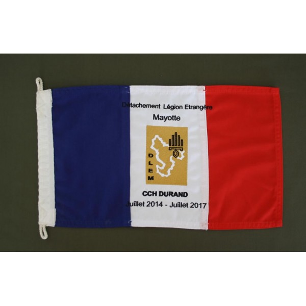 Drapeau France 20  X 30 cm avec broderie insigne au choix et personnalisé