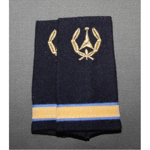 Officier (1er échelon)