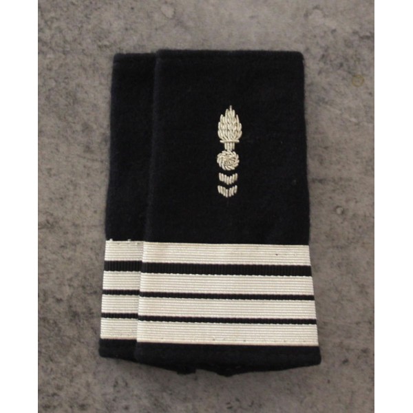 Corps Téchnique  et Administratif - Matériel Commandant