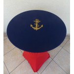 Housse Mange Debout Rouge avec Chapeau Brodé Bleu Marine