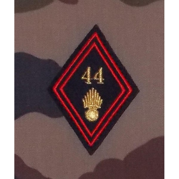 Losange 44 Régiment d'Infanterie Sous-officiers / Officiers (VENDU PAR DEUX)