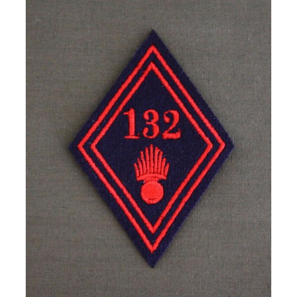 Losange 132 Régiment d'Infanterie Troupes (VENDU PAR DEUX)
