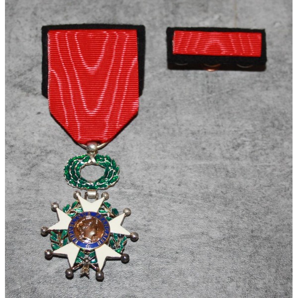 Médaille Légion d'Honneur Chevalier avec  barrette