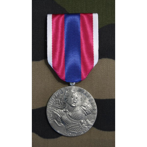 Médaille Défense Nationale Argent avec agrafe