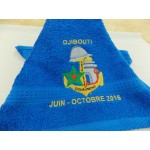 Serviette brodé avec insigne ou logo personnalisé 50 X 30 cm